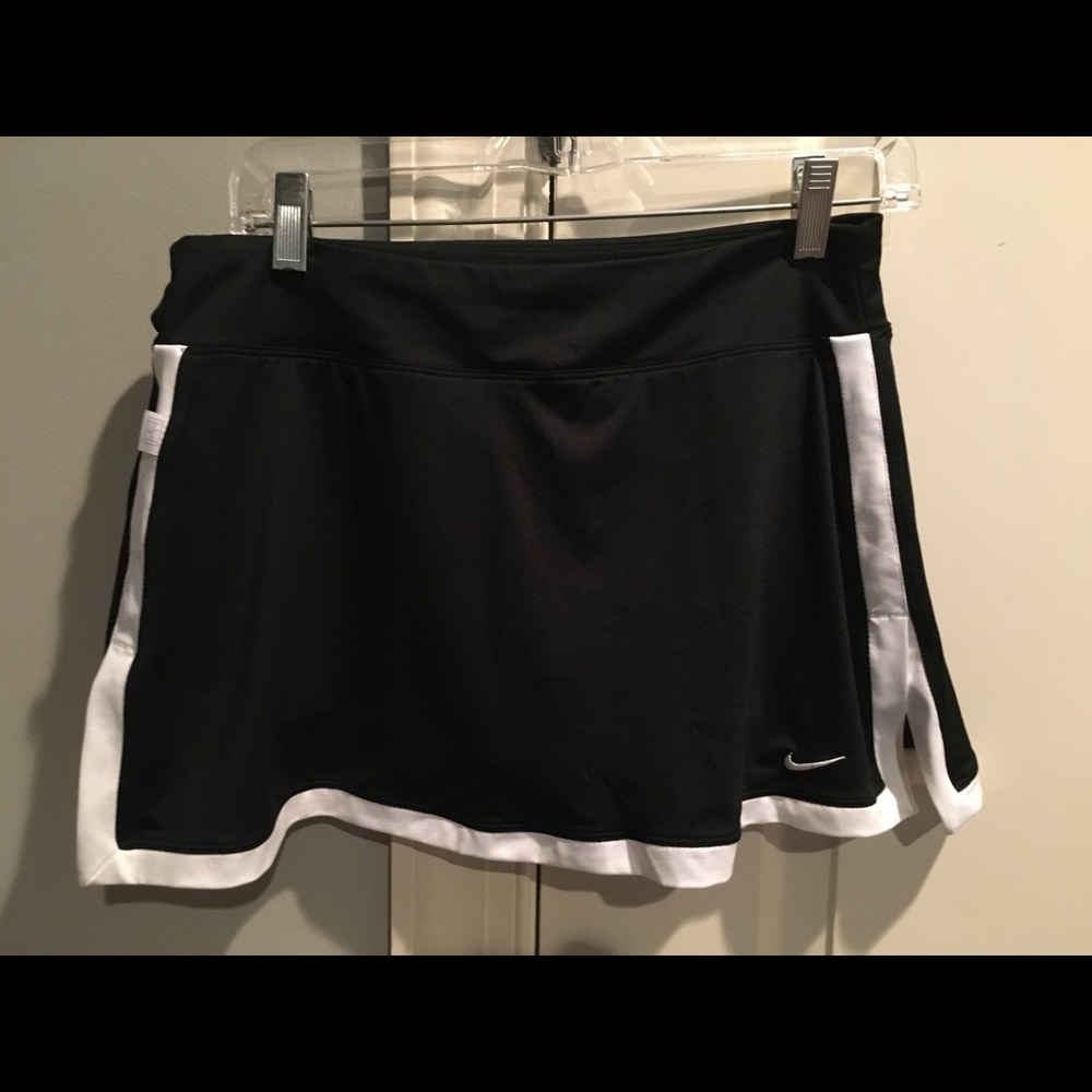 Nike Dri-Fit Tennis Skirt-Medium